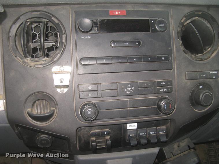 image for item L3936 2011 Ford F350 Super Duty XL dump bed pickup truck