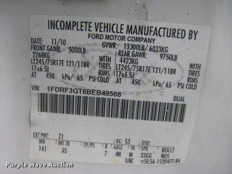 image for item L3936 2011 Ford F350 Super Duty XL dump bed pickup truck