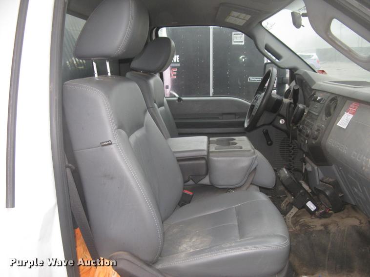 image for item L3936 2011 Ford F350 Super Duty XL dump bed pickup truck