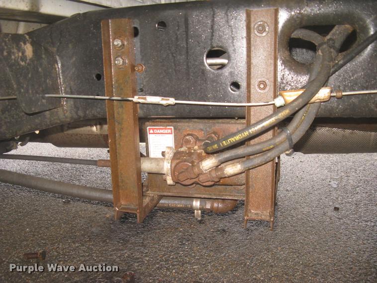 image for item L3936 2011 Ford F350 Super Duty XL dump bed pickup truck