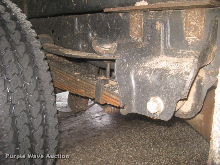 image for item L3936 2011 Ford F350 Super Duty XL dump bed pickup truck