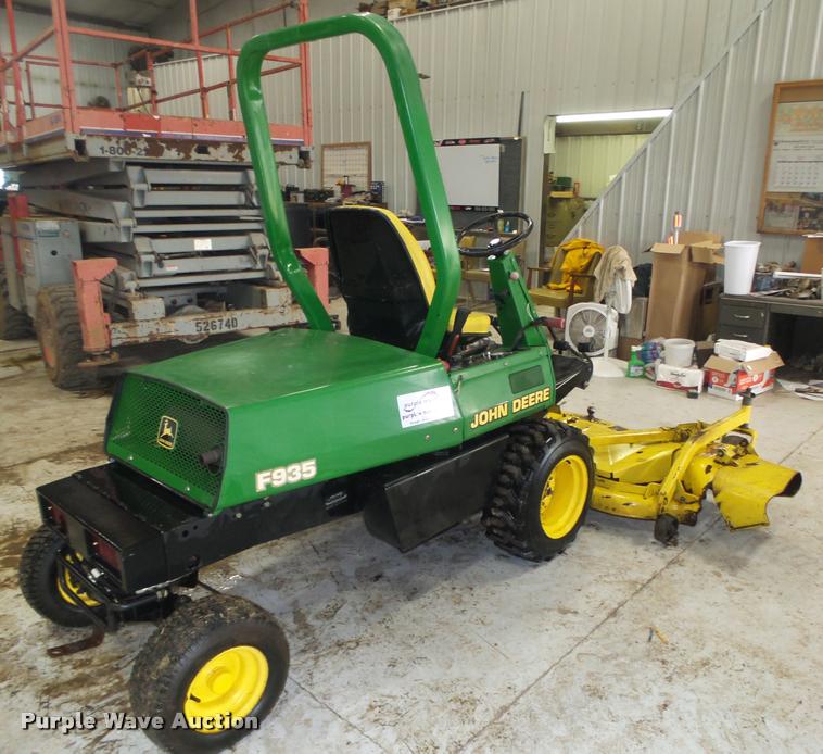 image for item L4201 John Deere F935 ZTR lawn mower