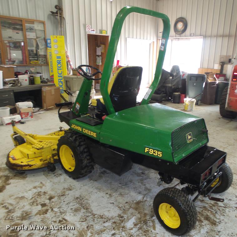 image for item L4201 John Deere F935 ZTR lawn mower