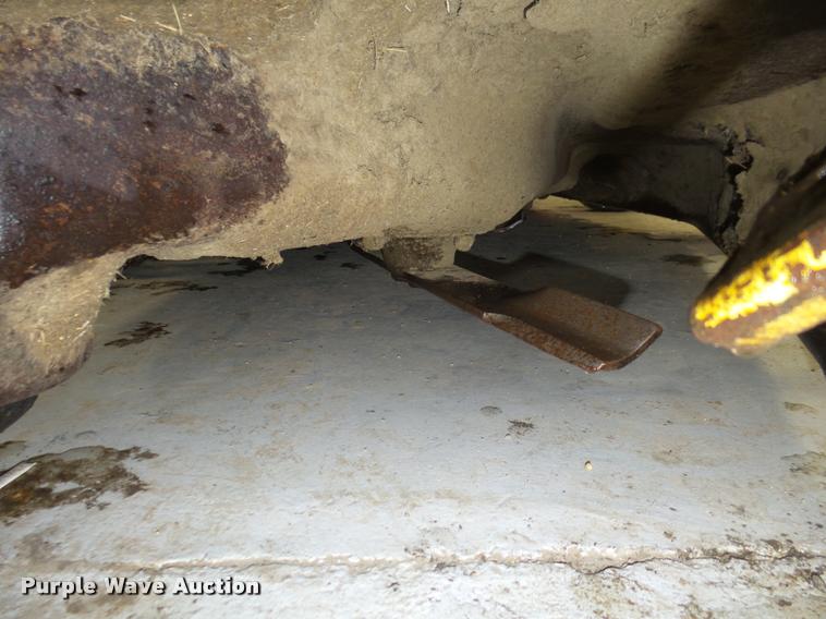 image for item L4201 John Deere F935 ZTR lawn mower