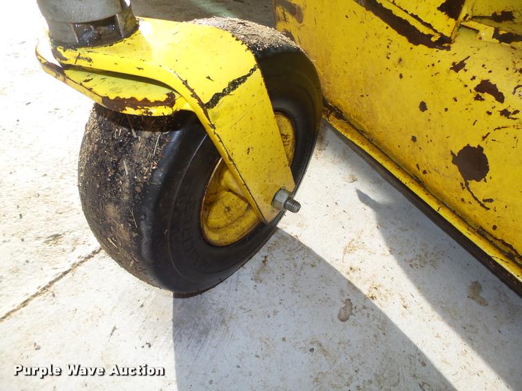 image for item L4201 John Deere F935 ZTR lawn mower