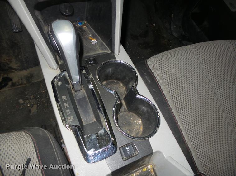 image for item L4204 2010 Chevrolet Equinox LT SUV