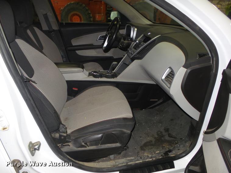 image for item L4204 2010 Chevrolet Equinox LT SUV