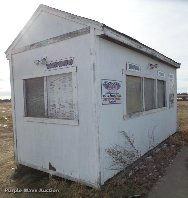 image for item L4219 Scale house building