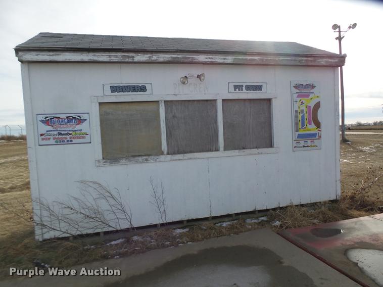 image for item L4219 Scale house building