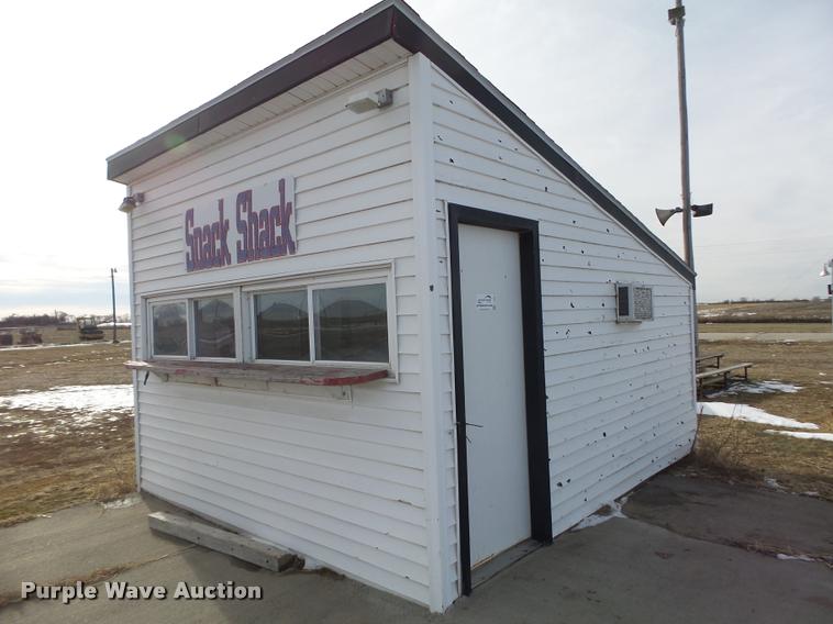 image for item L4220 Snack shack/concession stand