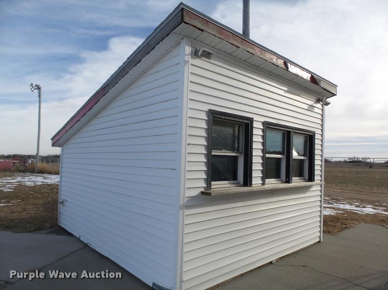 image for item L4221 Ticket booth