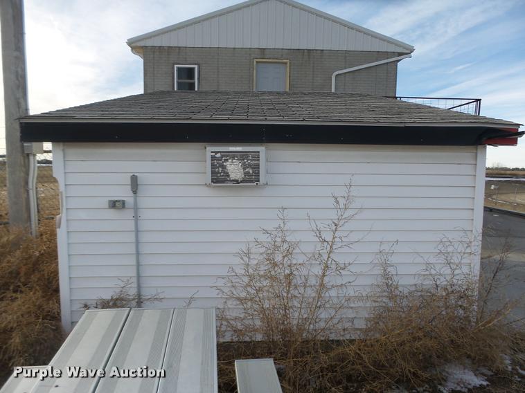 image for item L4221 Ticket booth