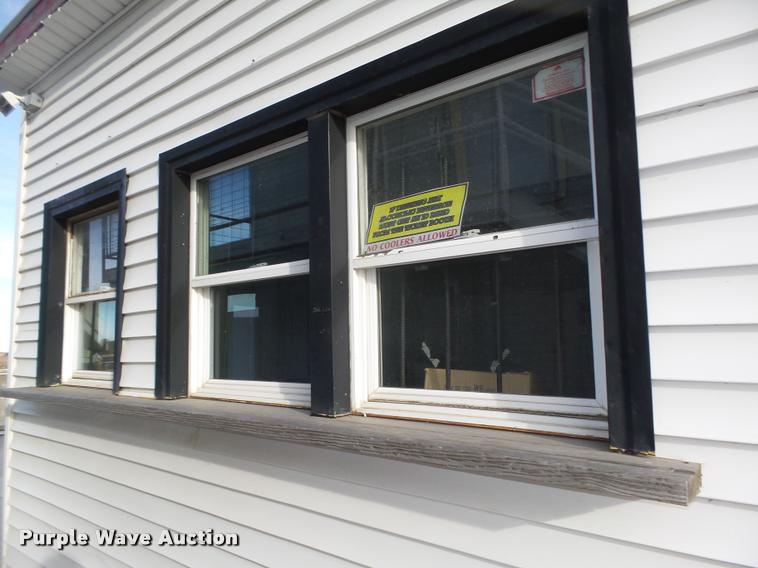 image for item L4221 Ticket booth