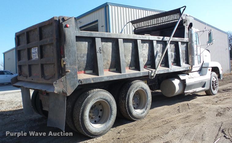 image for item AG9099 1991 Freightliner FLD dump truck