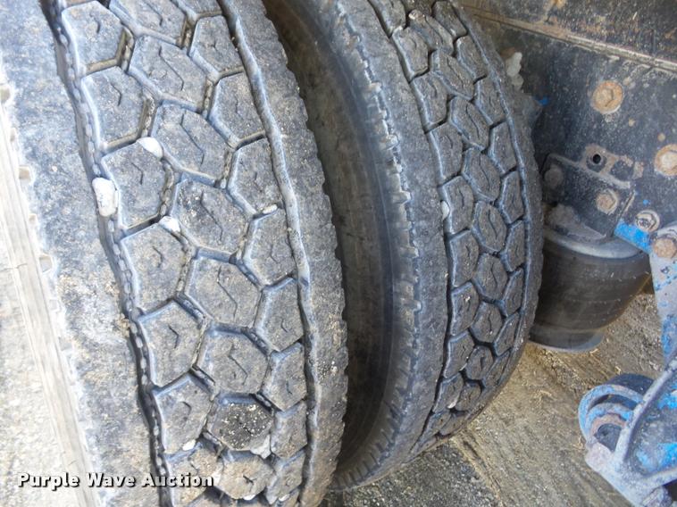 image for item AG9099 1991 Freightliner FLD dump truck