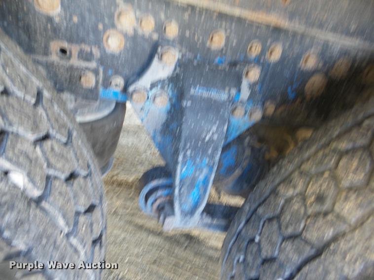 image for item AG9099 1991 Freightliner FLD dump truck