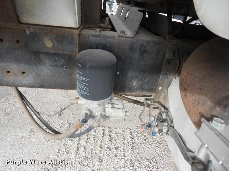 image for item AG9275 1988 Freightliner FC60 dump truck