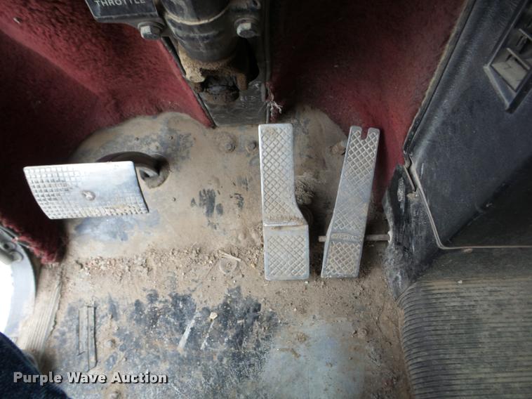 image for item AG9275 1988 Freightliner FC60 dump truck