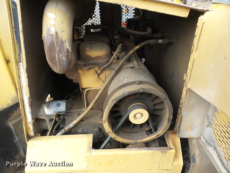 image for item AG9277 1986 Ingersoll Rand DA30 double drum roller