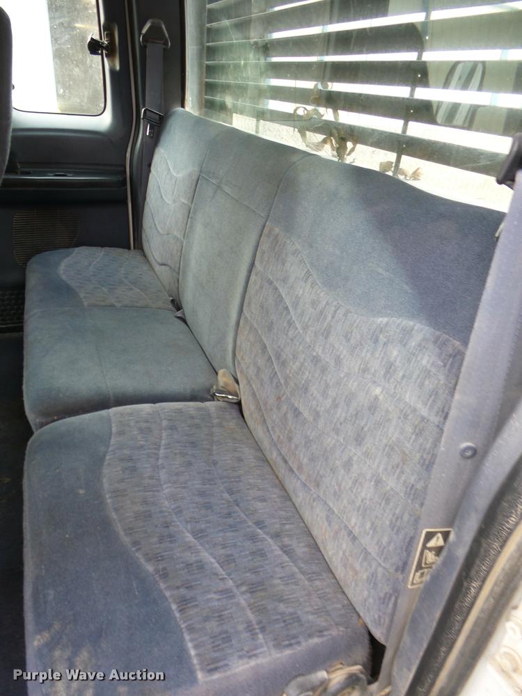 image for item AG9278 2000 Ford F350 Super Duty SuperCab flatbed pickup truck