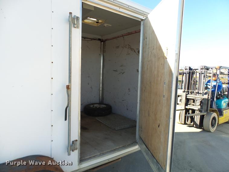 image for item AV9777 2001 Haulmark TS7X14DT2 enclosed cargo trailer