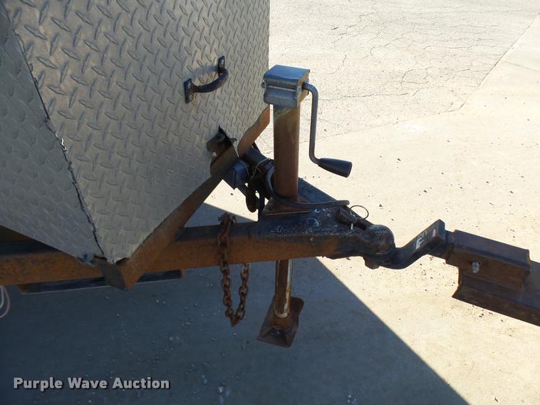 image for item AV9777 2001 Haulmark TS7X14DT2 enclosed cargo trailer