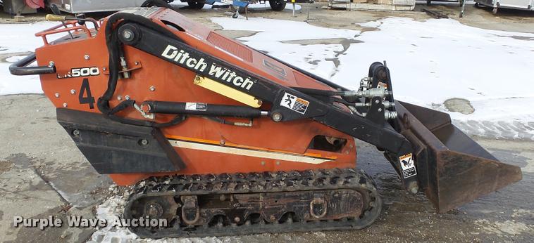 image for item BU9169 2008 Ditch Witch SK500 compact utility loader