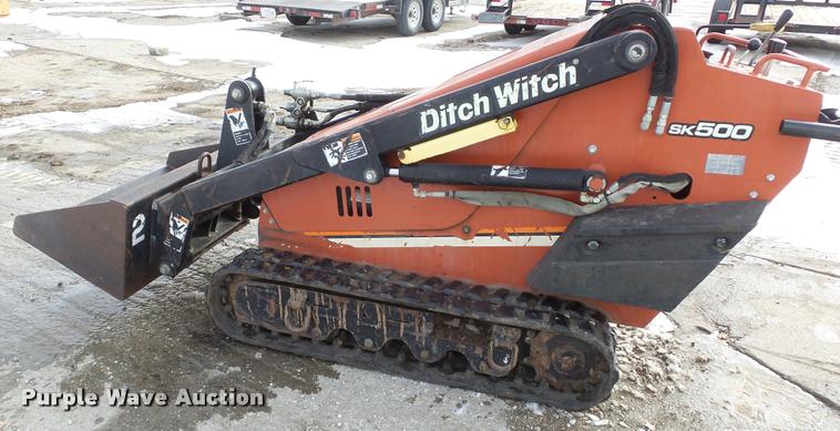 image for item BU9169 2008 Ditch Witch SK500 compact utility loader
