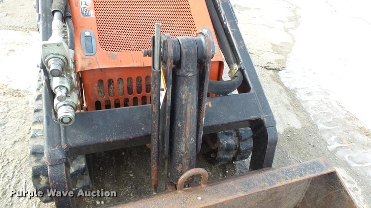 image for item BU9169 2008 Ditch Witch SK500 compact utility loader