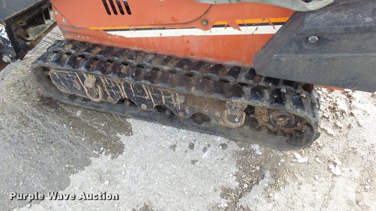 image for item BU9169 2008 Ditch Witch SK500 compact utility loader