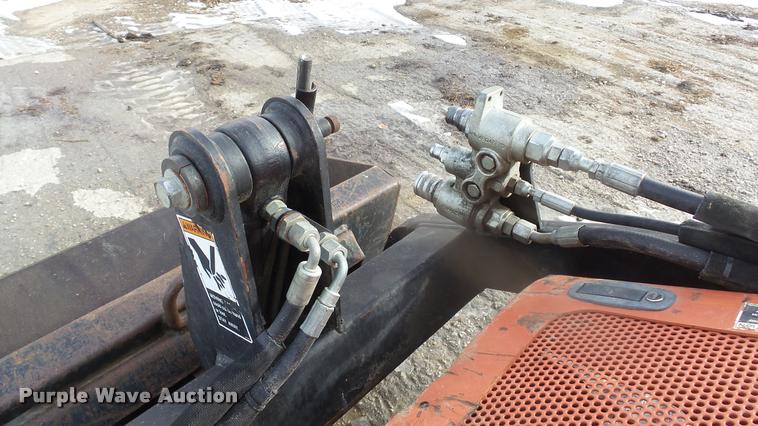 image for item BU9169 2008 Ditch Witch SK500 compact utility loader