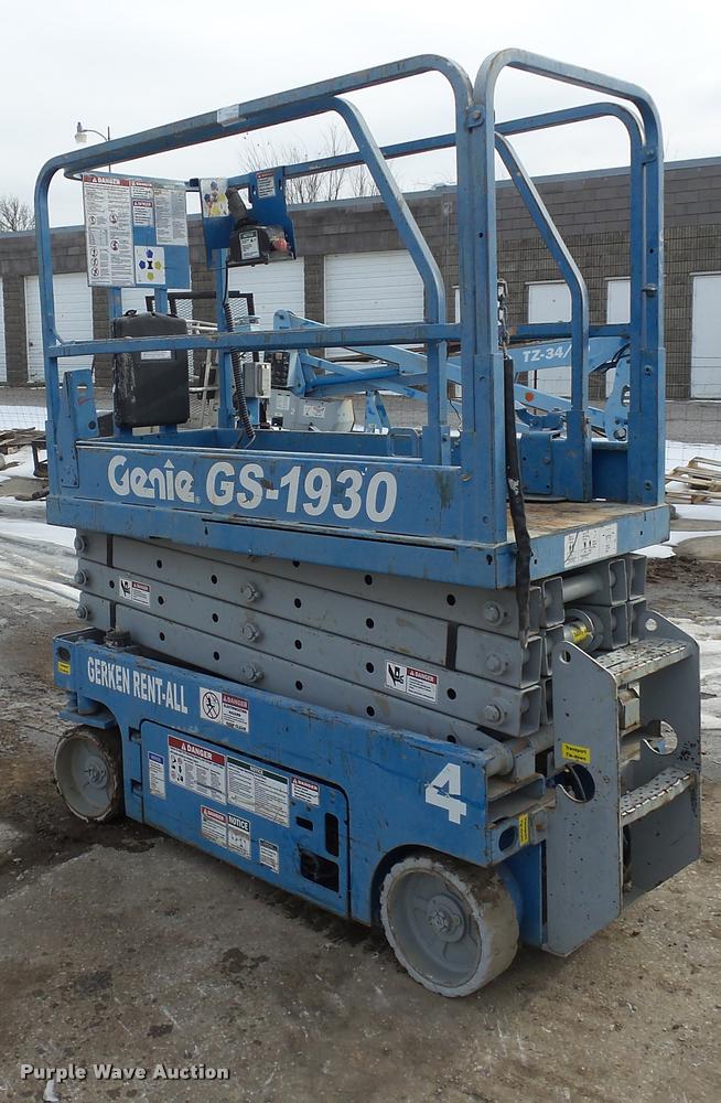 image for item BU9170 Genie GS1930 scissor lift