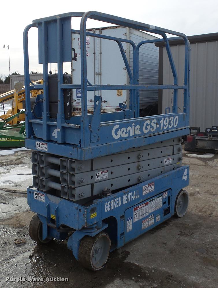 image for item BU9170 Genie GS1930 scissor lift