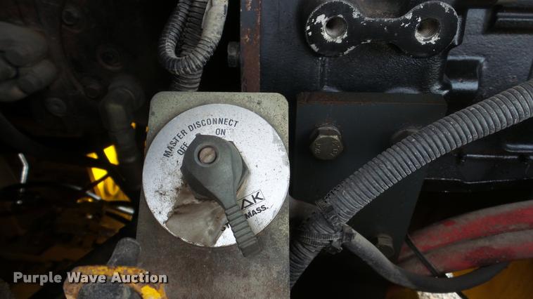 image for item DA2214 2001 Volvo G80 motor grader