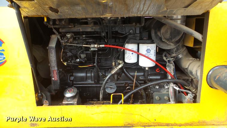 image for item DA2214 2001 Volvo G80 motor grader