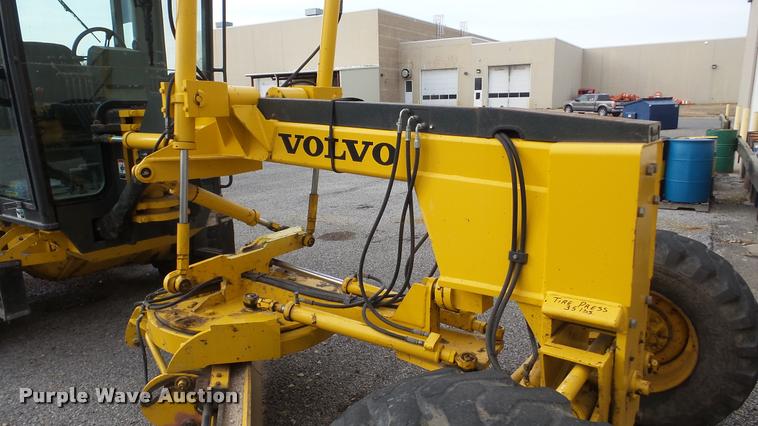 image for item DA2214 2001 Volvo G80 motor grader