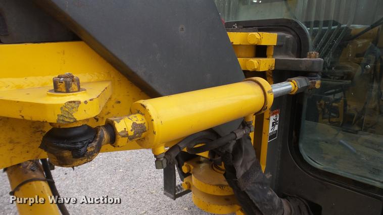 image for item DA2214 2001 Volvo G80 motor grader