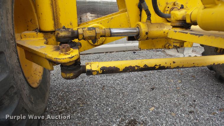 image for item DA2214 2001 Volvo G80 motor grader