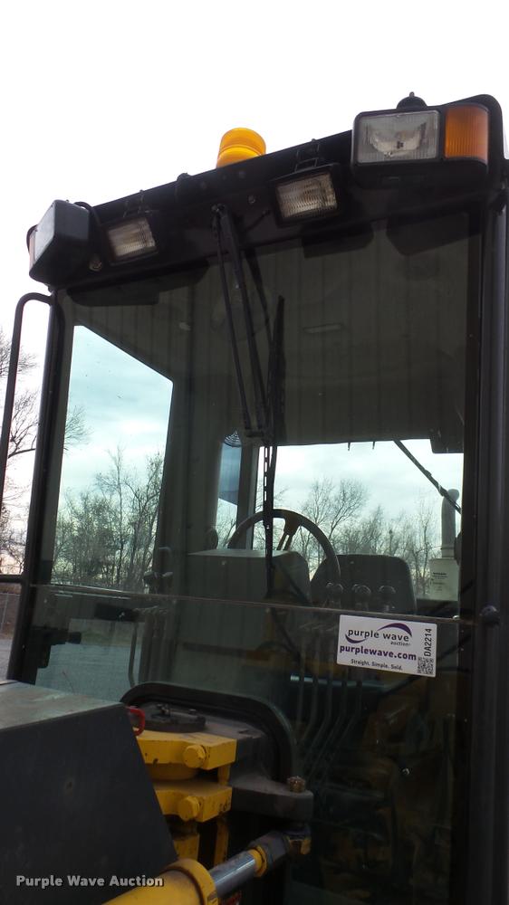 image for item DA2214 2001 Volvo G80 motor grader