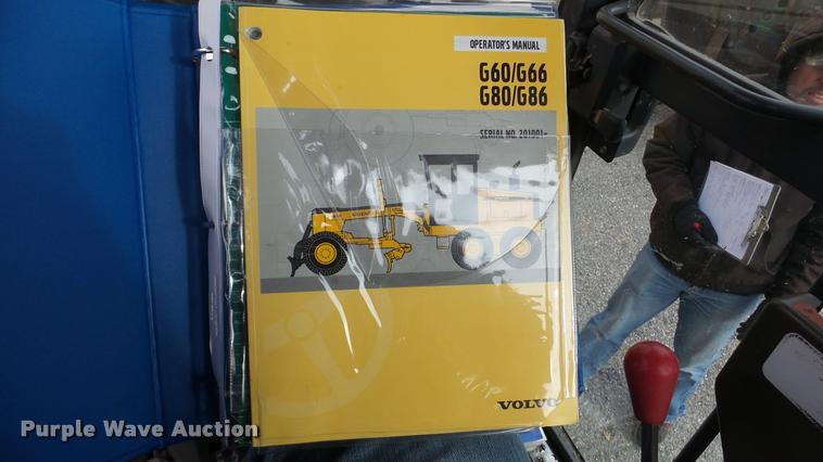 image for item DA2214 2001 Volvo G80 motor grader