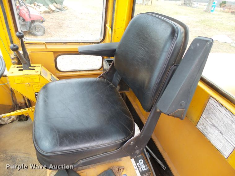 image for item DA2500 1973 Clark 35GMC wheel loader