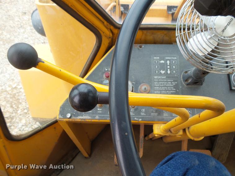 image for item DA2500 1973 Clark 35GMC wheel loader