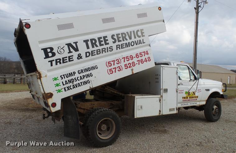 image for item DA2501 1996 Ford F350 chip truck