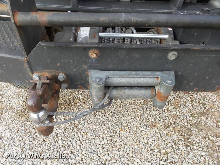 image for item DA2501 1996 Ford F350 chip truck