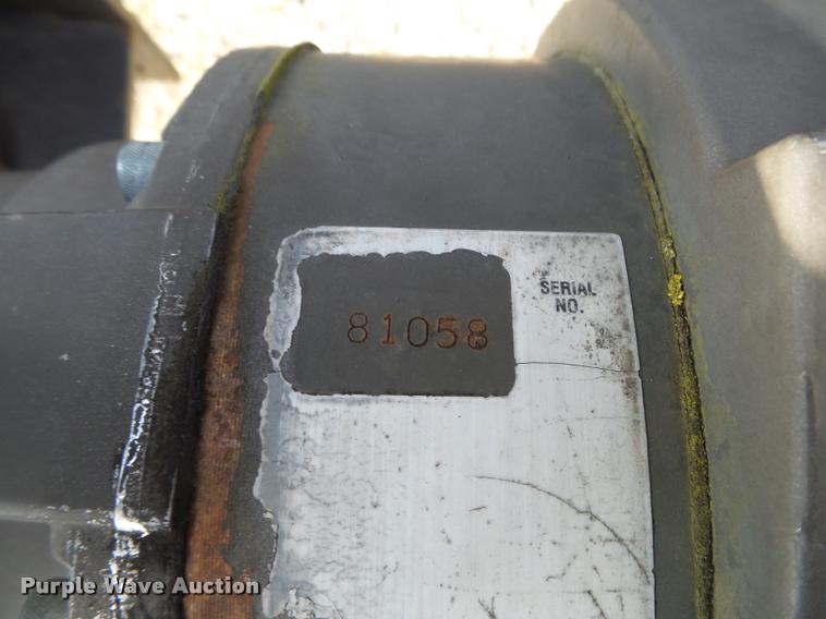 image for item DA2501 1996 Ford F350 chip truck