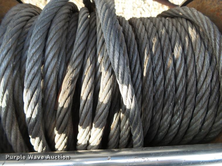 image for item DA2501 1996 Ford F350 chip truck