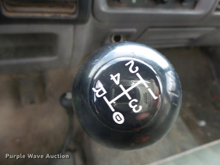 image for item DA2501 1996 Ford F350 chip truck