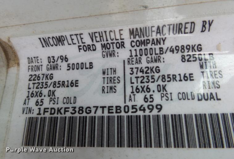 image for item DA2501 1996 Ford F350 chip truck