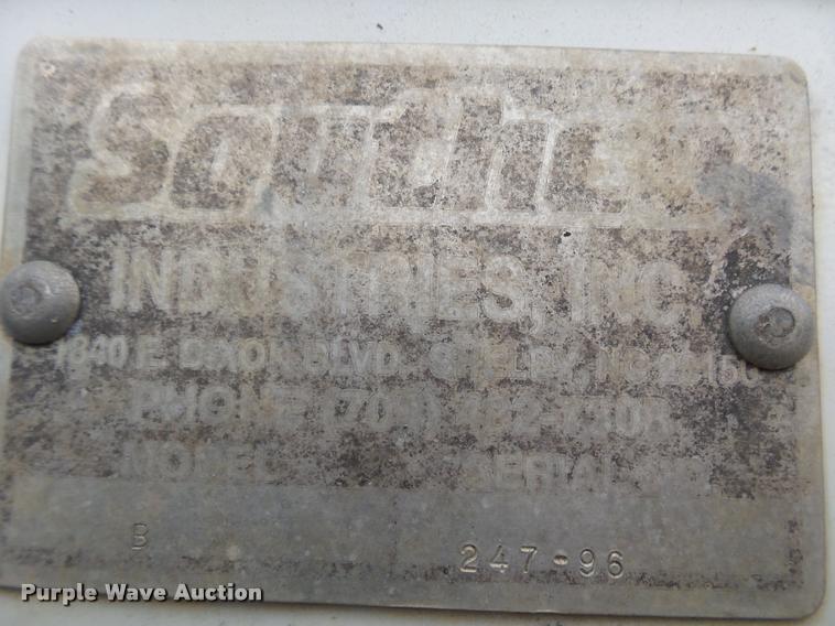 image for item DA2501 1996 Ford F350 chip truck