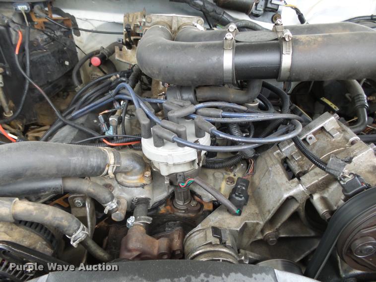 image for item DA2501 1996 Ford F350 chip truck